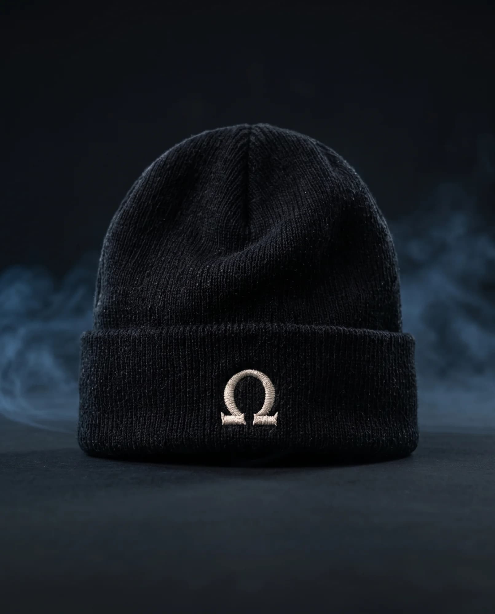 Ω